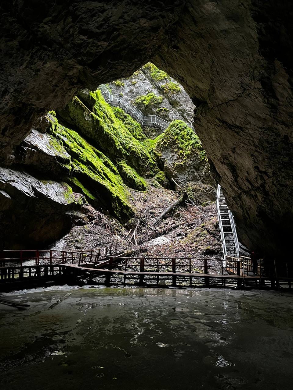 Пещера-Скэришоара-достопримечательности